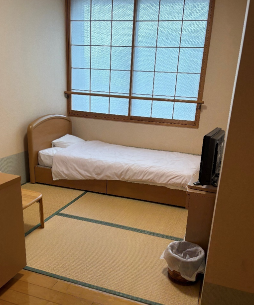 石塚レディースクリニック居室の様子