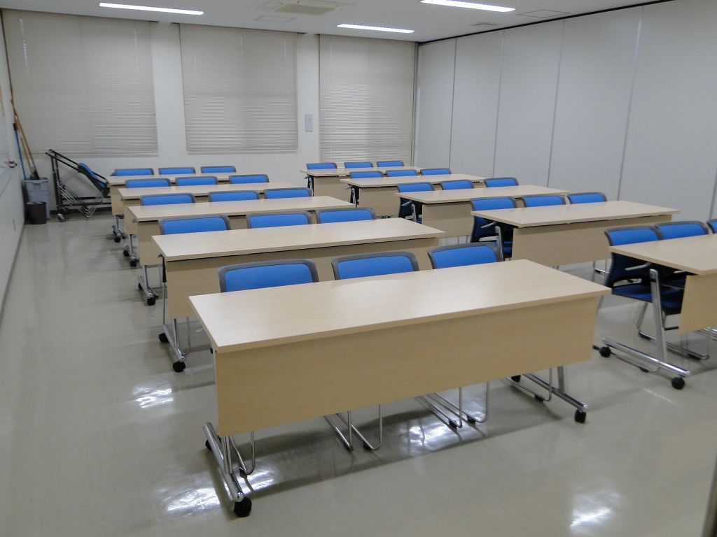 喜入公民館　中会議室２