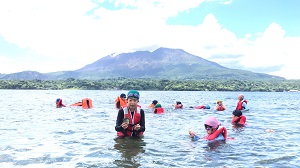新島海遊び
