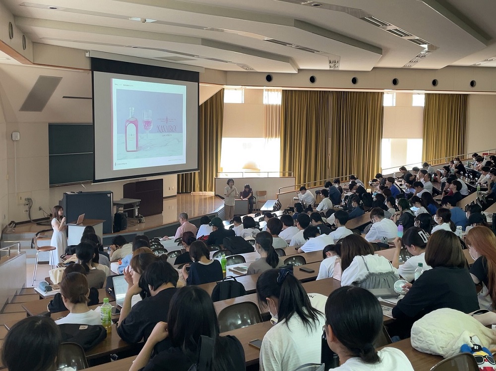 鹿児島国際大学での出前講座の画像