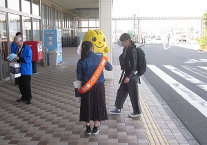 県議選街頭啓発