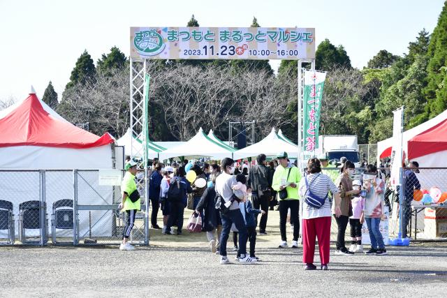 R5マルシェ入場ゲート
