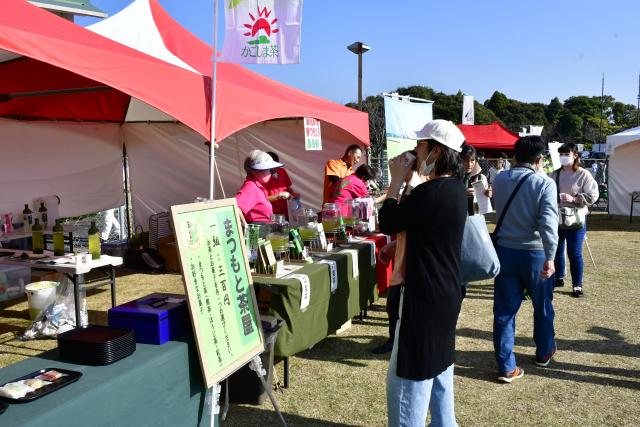 R5マルシェ茶ブース