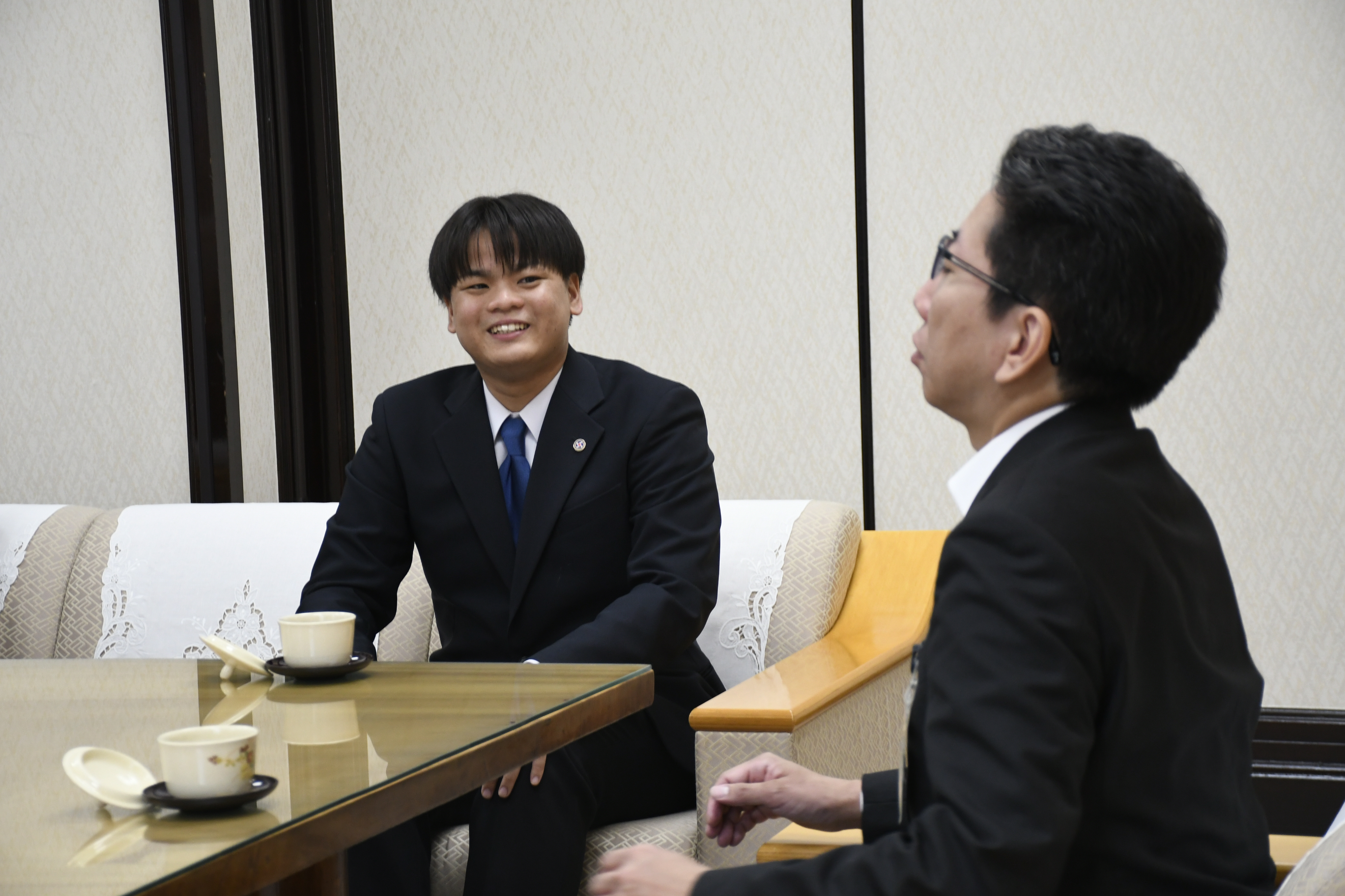 派遣隊員と市長の会話