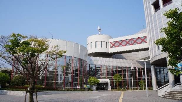 市立図書館