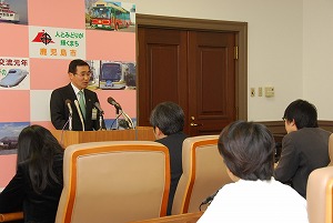 市長記者会見(2)