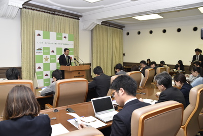 3月29日市長定例記者会見の様子