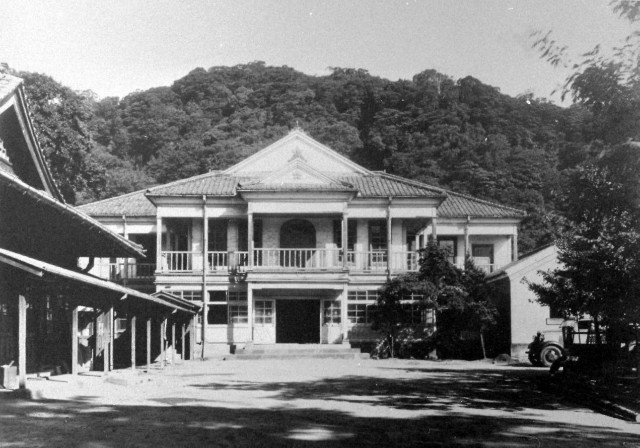 旧市庁舎（広報課写真ネガ_昭和61年_243-2-12）